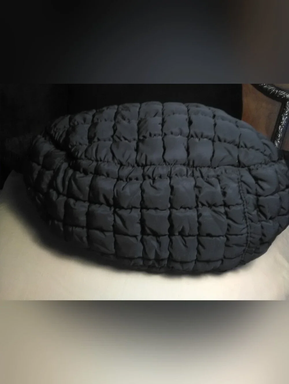 LK.NEW Black Quilted Shoulder Bag LARGE SOFT OUTER ZIPPER PKTS.